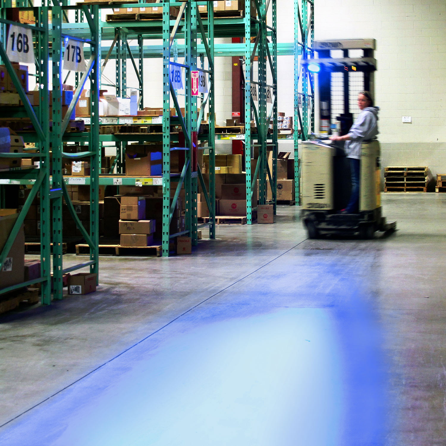 Blue Pedestrian Warning Light, blue; oval; box - Image 2